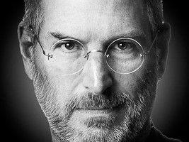 Steve Jobs, le créateur d’APPLE qui porte des lunettes Lunor